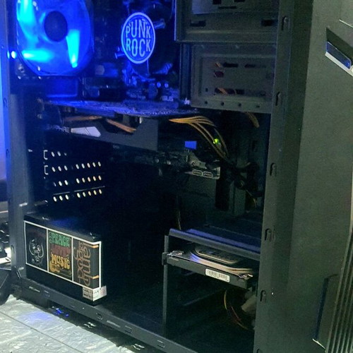 Intel i5 Casual Gaming PC μεταχειρισμένο με Sapphire R9 290x και 8GB RAM