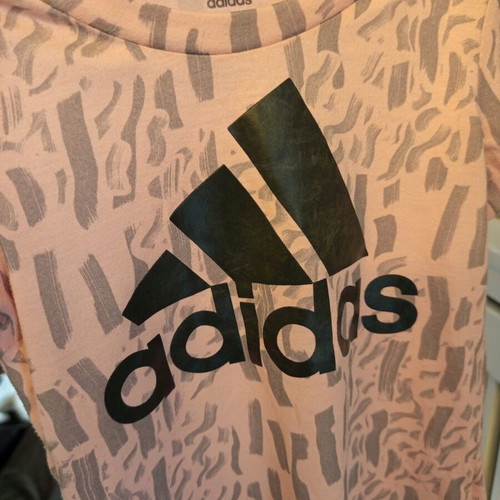 Adidas baby t-shirt for 18-24 months like new