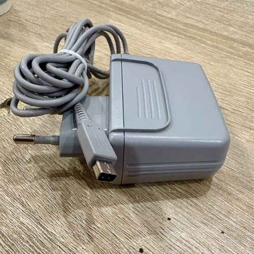 Nintendo charger used compatible with DSi, 2DS, 3DS consoles