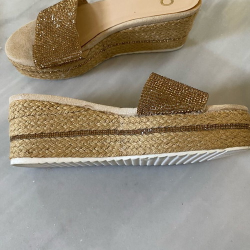 Gold slippers with straw platform and rhinestones like new