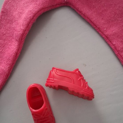Sindy Pedigree doll clothes set