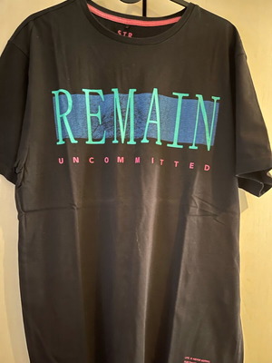 Bershka T-shirt size M black lightly worn