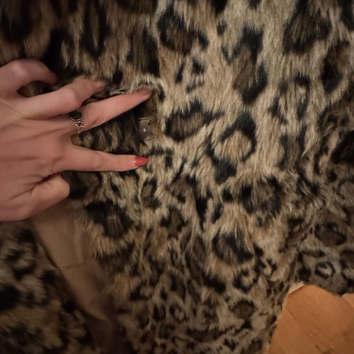 Bershka faux fur coat like new, size S/M, black and brown