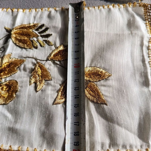Set of 3 vintage gold-embroidered linens like new