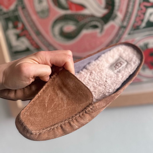 Ugg mules new, size 37-37.5, beige brown