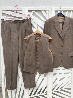 Luciano Barbera men's 3-piece suit, brown herringbone