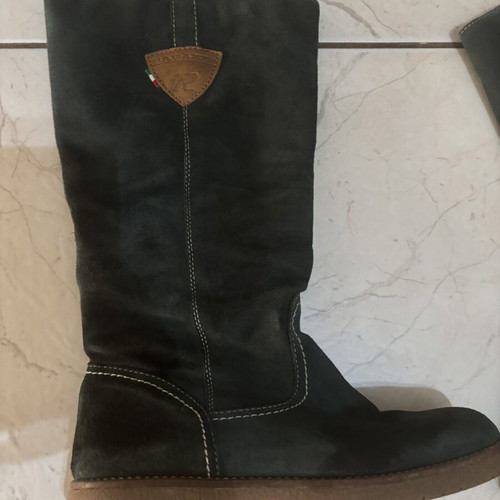 Ragazza women's boots like new, cypress color, suede, size 38