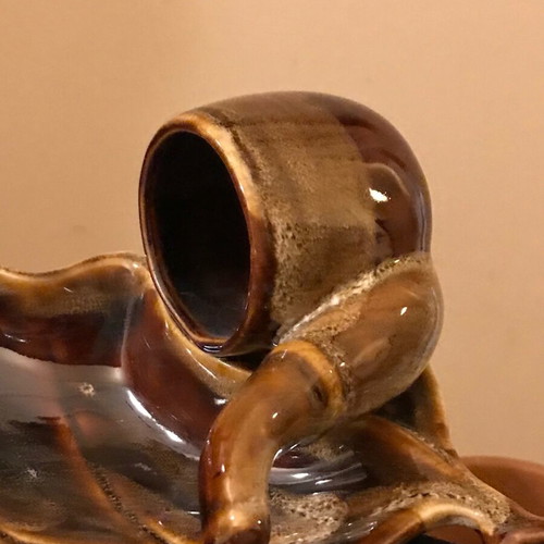 Vintage decorative ashtray like new