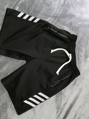 Fashion Icon Training Shorts like new, black and white, size XL