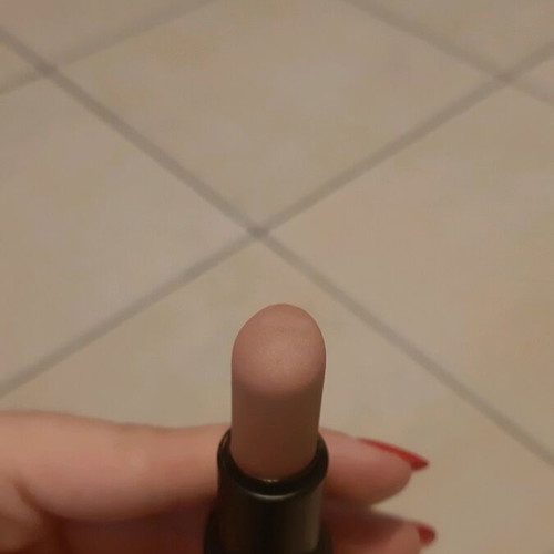 Bobbi Brown semi-naked lipstick