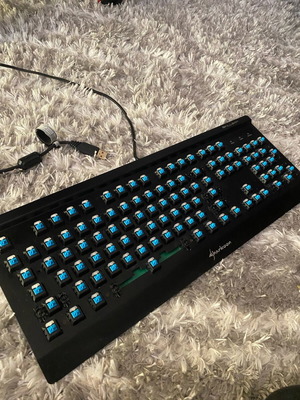 Sharkoon Skiller SGK3 mechanical keyboard like new