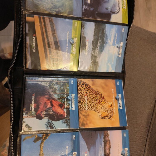 Documentary VCDs used, pack of 200 with case for 160