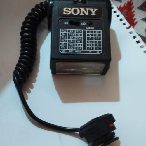 Sony flash used, very good condition, functional