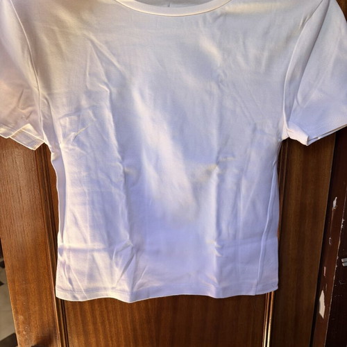 White short t-shirt like new, size M