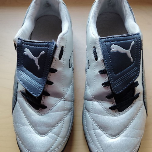 Puma football shoes size 41 used, silver