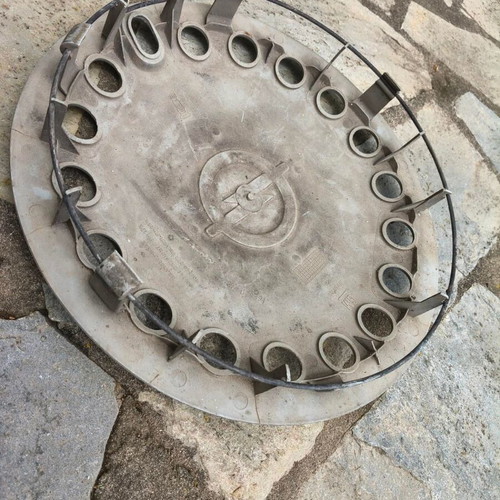 Opel Kadet hubcap used