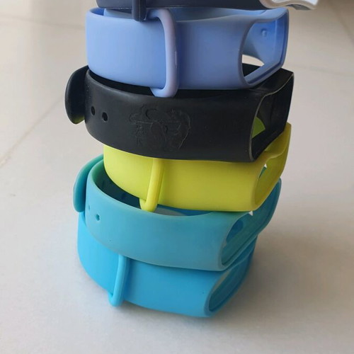 Mi Smart Band 3/4 straps like new