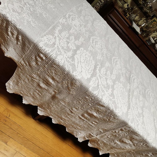 Handmade knitted blanket like new, dimensions 200x210