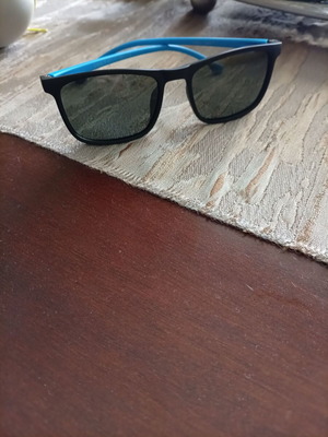 Unisex Baby Sport Sunglasses like new, black and blue