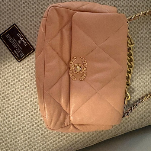 Chanel Flap 19 Medium crossbody bag new beige