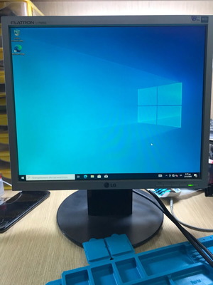 Monitor LG FlatronL1750SQ μεταχειρισμένο χωρίς καλώδια, σύνδεση VGA