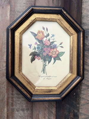 Vintage floral print in octagonal black and gold frame
