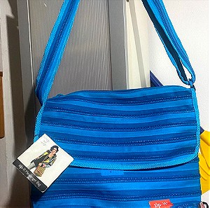 τσάντα για λαπτοπ της  zip it ολοκαινουργια 37 X 29 CM