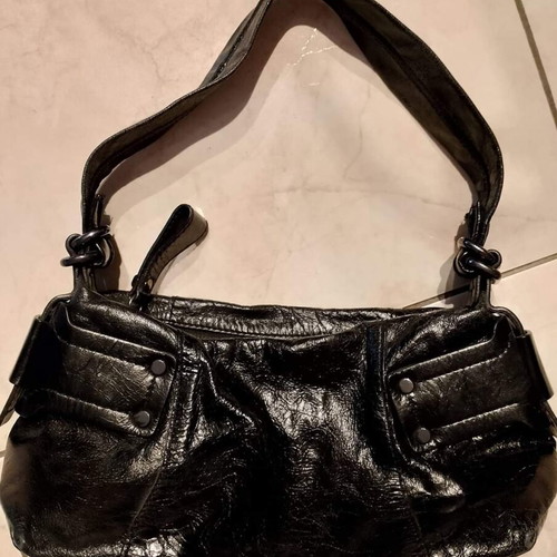Luana leather shoulder bag shiny finish like new, black