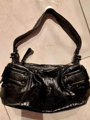 Luana leather shoulder bag shiny finish like new, black