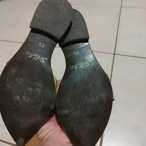 Leather gold slippers like new, size 36