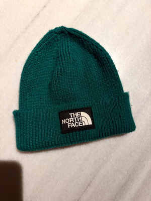 The North Face beanie like new, green, one size
