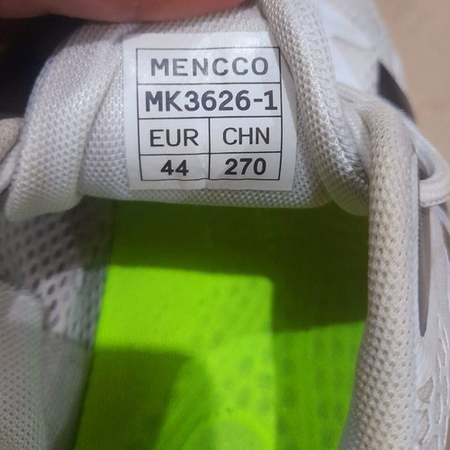 Menco MK3626-1 shoes size 44 white like new
