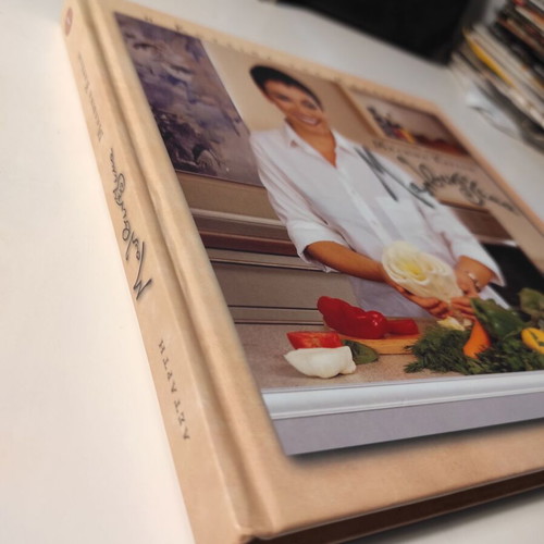 Malvinezika cook book Malvina Karali like new