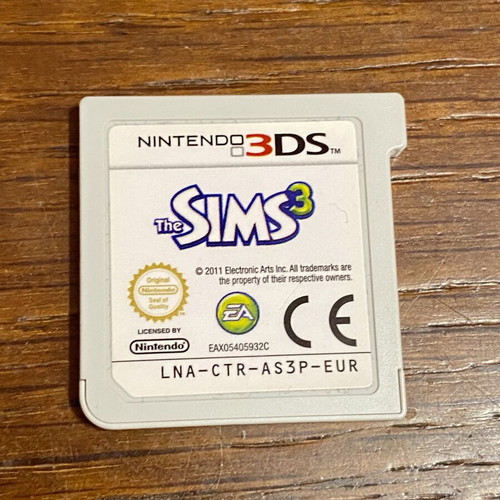The Sims 3 Nintendo 3DS cartridge like new, European edition