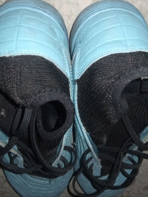 Ποδοσφαιρικά παπούτσια Adidas Predador μεταχειρισμένα, τιρκουάζ, νούμερο 46
