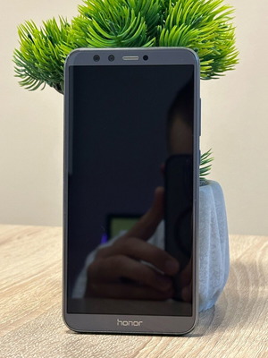 Honor 9 Lite LLD-L31 smartphone like new, 3GB RAM, 32GB storage, dual SIM