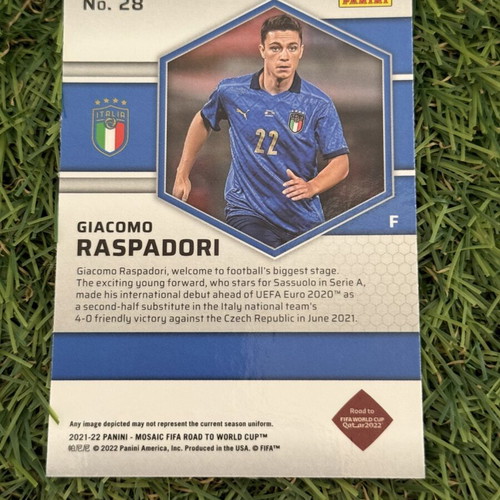 2021-22 Panini Mosaic FIFA RTWC Giacomo Raspadori Italy Rookie Card