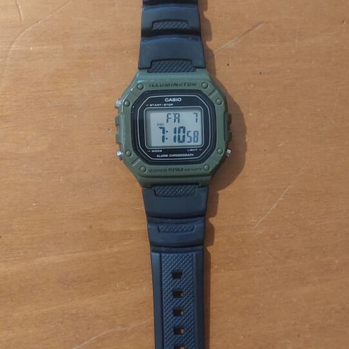 Casio watch W-218H-3AaV used, 5 bar water resistant, sporty design