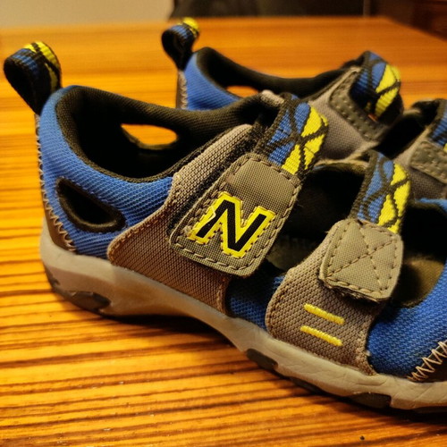 New Balance sandals used, kids size 29, blue with light green details