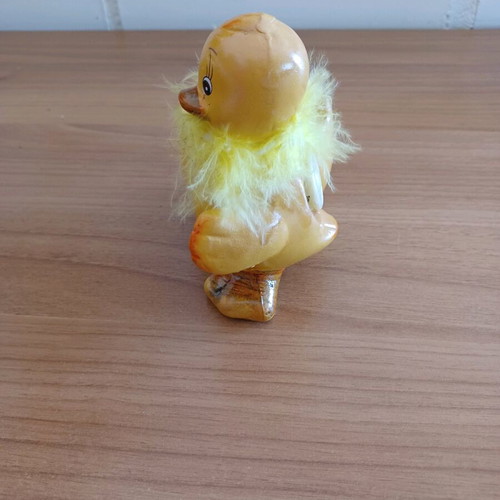 Duck-shaped flowerpot with sound mechanism like new