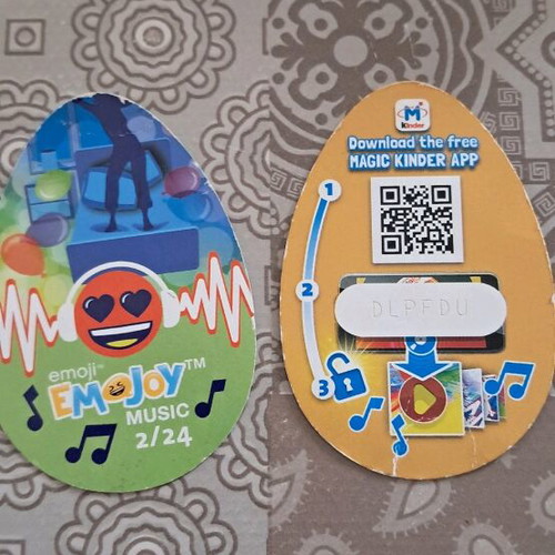 Emoji figures used, set of 11 pieces