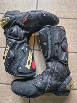 Sidi Vertigo motorcycle boots used, sport track model, size 43