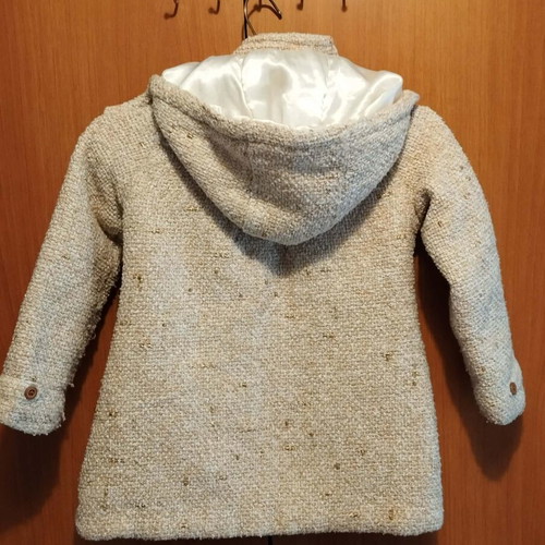 Orchestra girls' coat like new, beige with metallized details