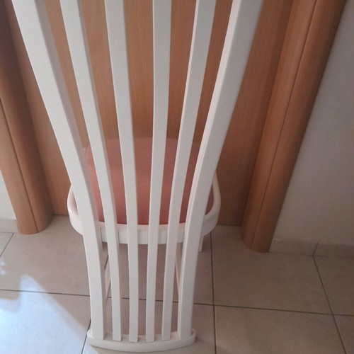 Τραπεζαρία σαν καινούργια 1,90×0,90 με 6 καρέκλες και τζάμι χαραγμένο