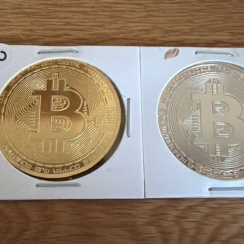 Bitcoin medal set 2x16g gold plated and silver plated UNC