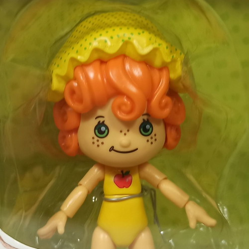 Boss Fight Studio Apple Dumplin' with Tea Time doll new
