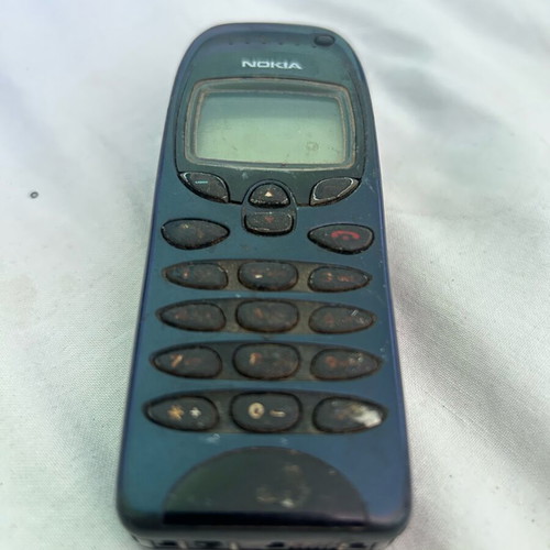 Nokia used phone with battery replacement needed