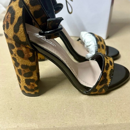 Mulanka women sandals new, suedette material