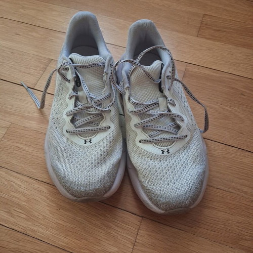 Under Armour athletic shoes size 38, white and grey