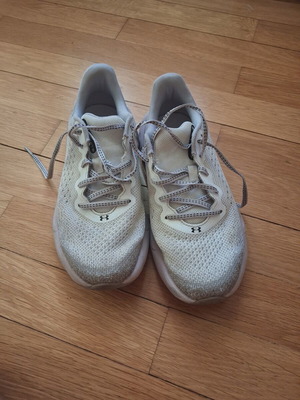 Under Armour athletic shoes size 38, white and grey